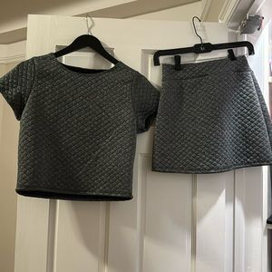 A two-piece set, great for parties, a night out, and more!